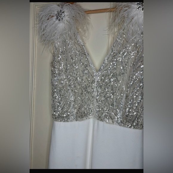 NADINE MERABI ELISSA White Feathered Jumpsuit S/M - Picture 9 of 16